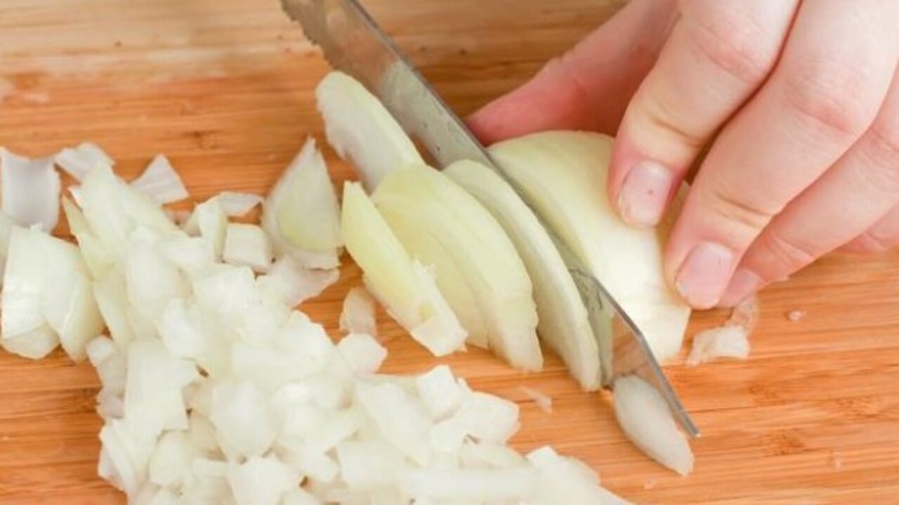 Foto - Evde hazırlayıp 15 dakika bekletin! İşte kel bölgelerde saç çıkaran doğal yöntem