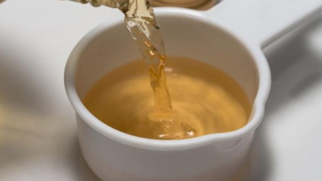 Evde kolayca hazırlanıyor! Dişleri bembeyaz yapan doğal yöntem açıklandı