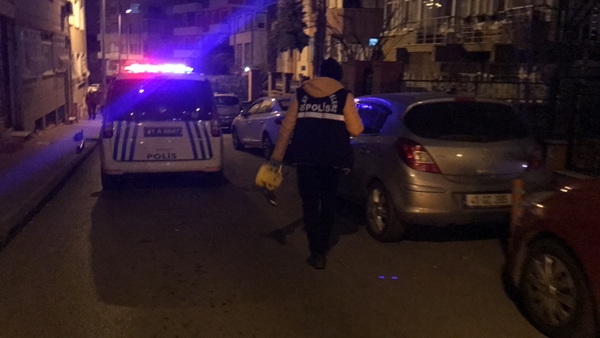 Foto - Evde silahını temizlerken kendini vurdu