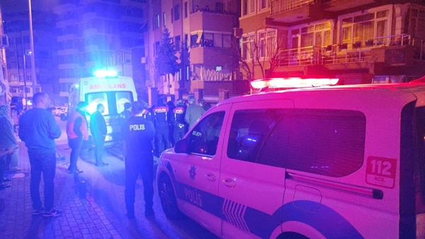 Foto - Evde silahını temizlerken kendini vurdu