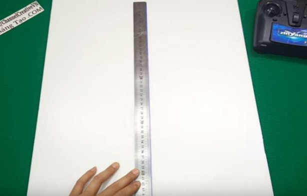 Foto - Evde uçak yaptı! Tek kelimeyle muhteşem!