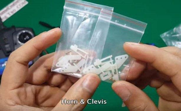 Foto - Evde uçak yaptı! Tek kelimeyle muhteşem!