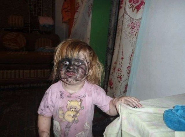 Foto - Evde yalnız kalan çocuklar öyle yaramazlıklar yaptı ki!