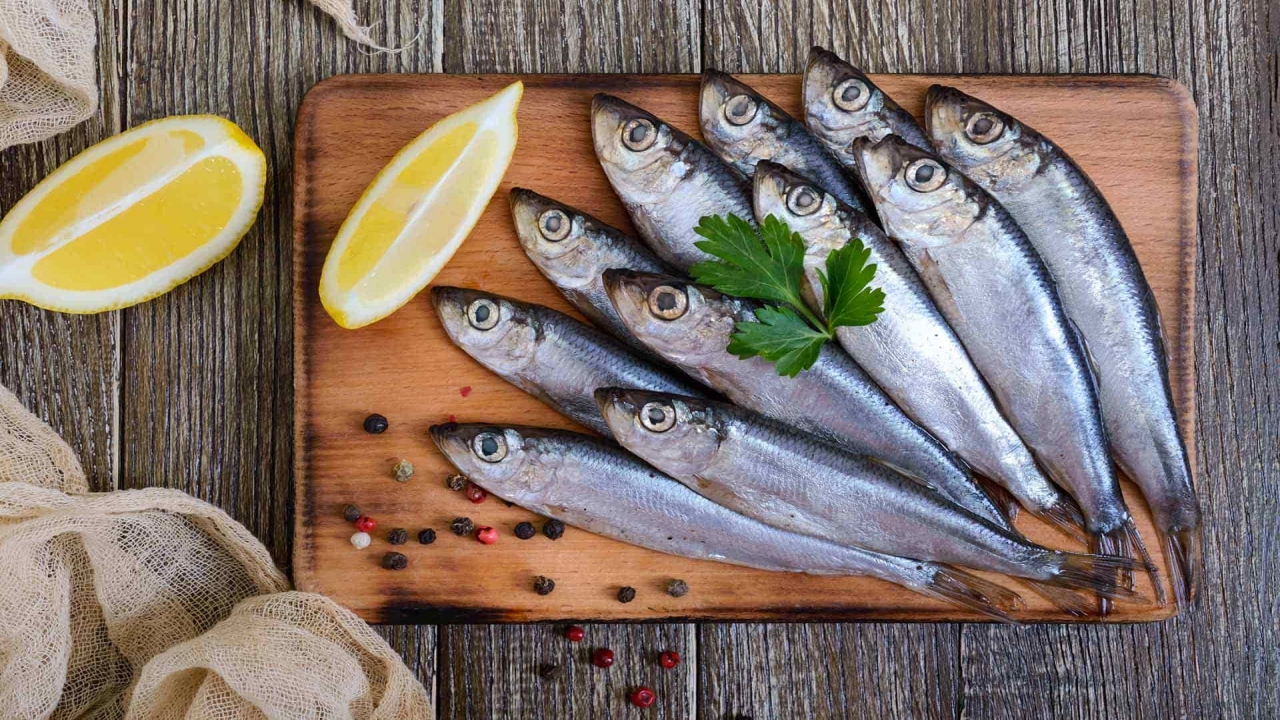 Foto - Evdeki balık kokusuna kökten ve anında çözüm: Cezveye koyacağınız o bir kaşıkla kötü kokudan eser kalmayacak