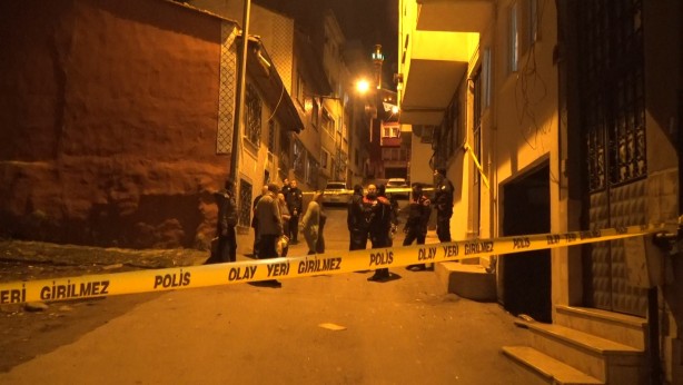 Evdeki kavgada bıçaklanan genç hayatını kaybetti