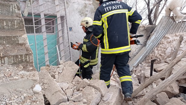 Evdeki tehlikeye dikkat! Bir anda patladı: 1 ölü, 2 yaralı