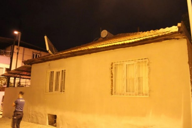 Foto - Eve ok gibi saplandı!