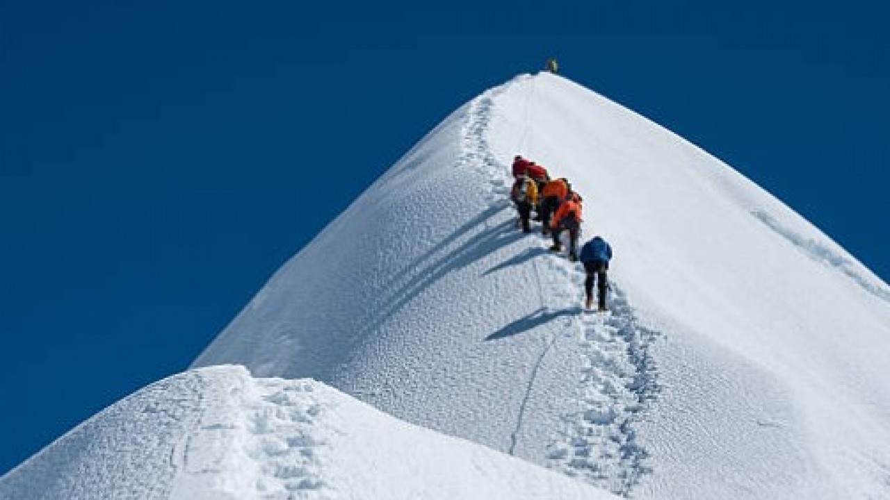 Foto - Binlerce metre yükseklikte mahsur kaldılar! Hipotermi geçirmeye başladılar!