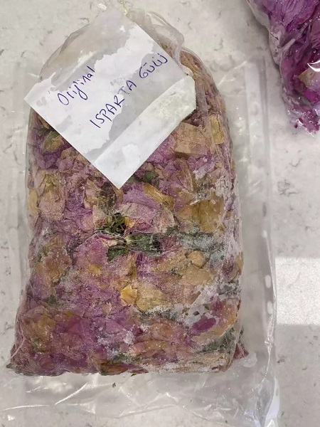 Foto - Evet, doğru okuyorsunuz! Bu parfüm sürülmüyor yutuluyor