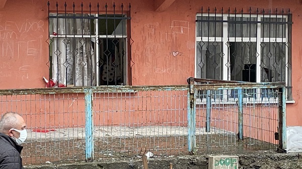 Foto - Evinde oyuncak paketleyen kadın hayatının şokunu yaşadı! Oyuncaklar bir anda alev aldı