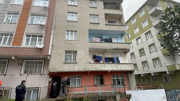 Foto - Evinde oyuncak paketleyen kadın hayatının şokunu yaşadı! Oyuncaklar bir anda alev aldı