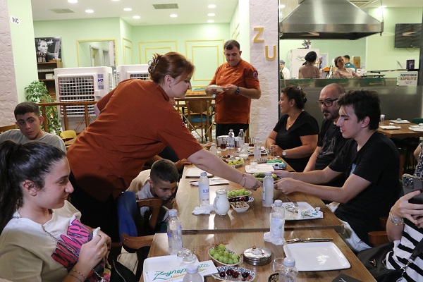 Foto - Evini satarak başladı ama sonrası müthiş