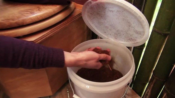 Foto - Evini sattı, çadıra yerleşti!