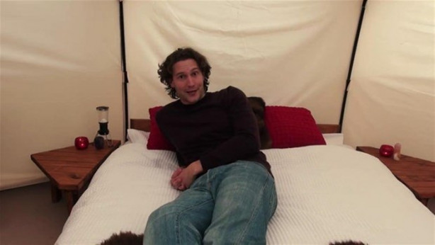 Foto - Evini sattı, çadıra yerleşti!