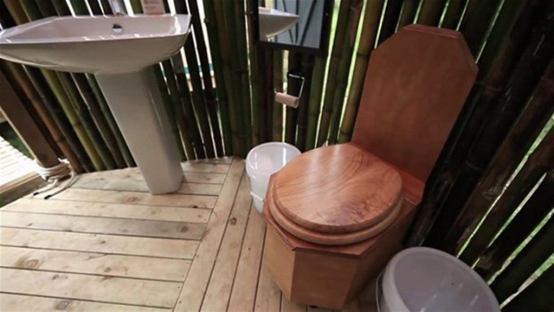 Foto - Evini sattı, çadıra yerleşti!