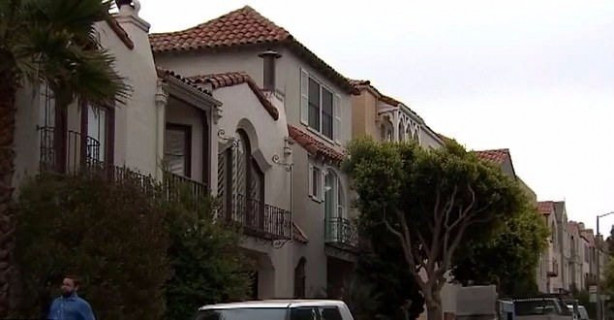 Foto - Evinin altından bebek tabutu çıktı, gizemini dünya konuştu!