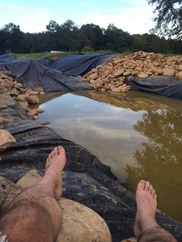 Foto - Evinin bahçesine havuz yapmak yerine bakın ne yaptı!