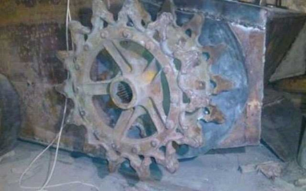 Foto - Evinin garajında tank yaptı