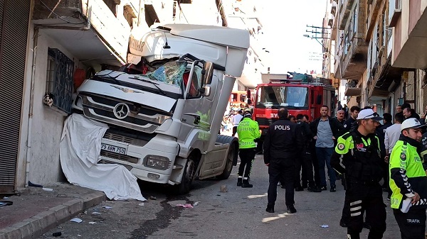 Foto - Evinin önünde bekliyordu! Hayatını kaybetti