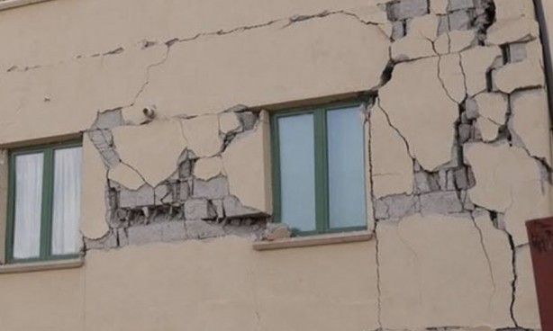 Foto - Eviniz riskli mi? Öğrenmek istiyorsanız...