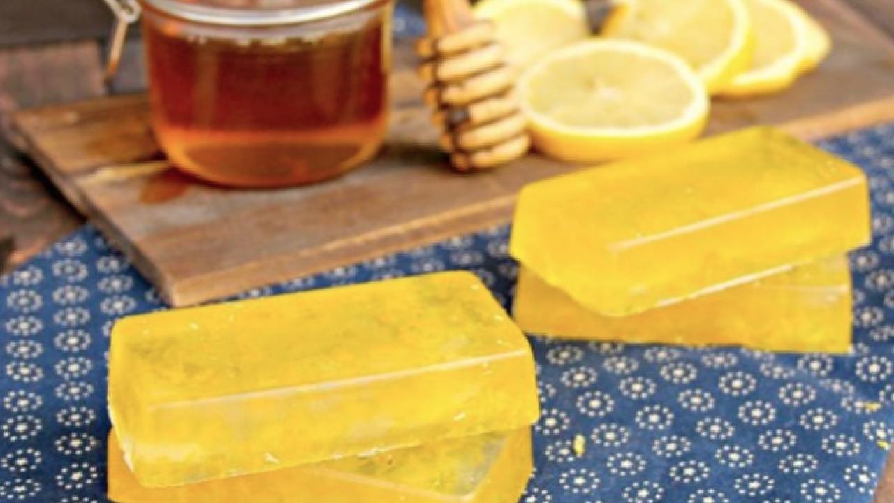 Evinizde ballı limonlu sabun yapmak artık çok kolay: Meşhur olan sabun satılıyor ama bu değil! Hiç zor değil bunu yapın