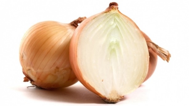 Foto - Evinizi soğanla temizleyin!