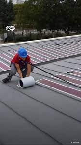 Foto - Evinizin çatısına, duvarına bunu yapıştırın, kendi elektriğinizi üretin! Enerjide yeni dönem resmen başladı! Üstelik fiyatı da çok uygun! Şaşırtan gelişme