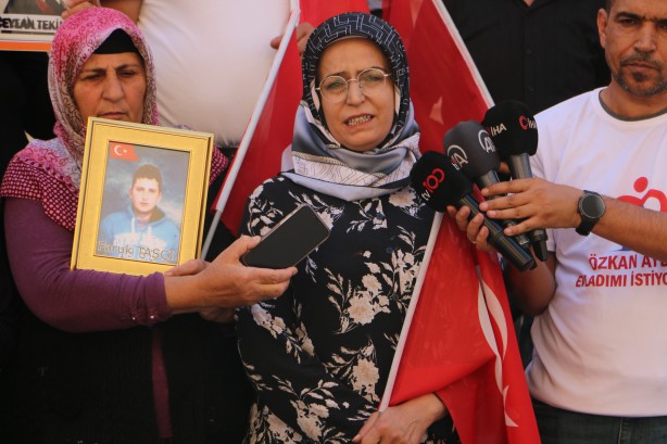 Foto - Evlat nöbeti 5. yılında! 'Suçlu olan kepenk kapatır'