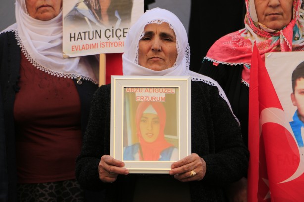Foto - Evlat nöbetindeki aile sayısı 332’ye yükseldi