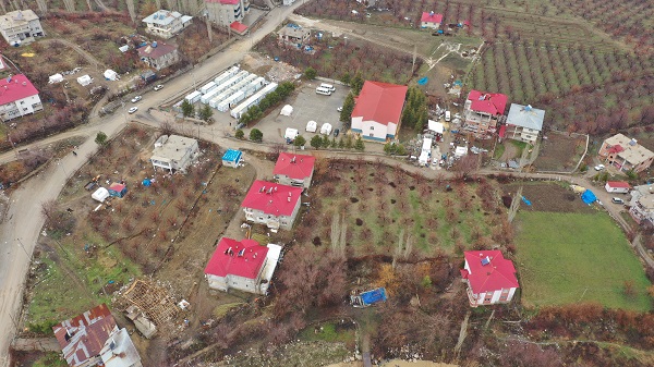 Foto - Evler 7 metre kaydı! Göksun’un son hali görüntülendi