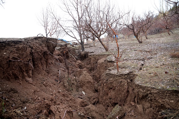 Foto - Evler 7 metre kaydı! Göksun’un son hali görüntülendi