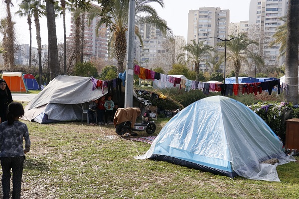 Foto - Evlerine girmeye korkuyorlar! İşte Adana'da yeni yaşam alanı