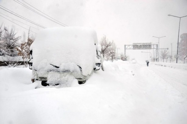 Foto - Evlerini bile bulamadılar!