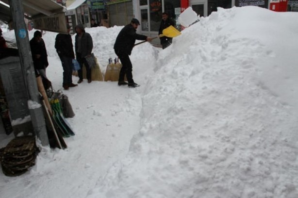 Foto - Evlerini bile bulamadılar!