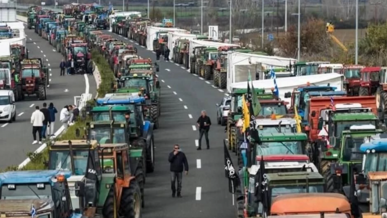 Eylemler artarak devam ediyor! Yunanistan'da gerilim arttı