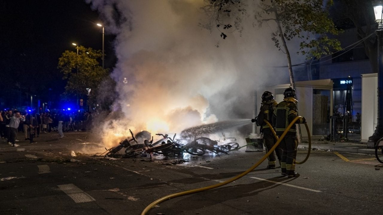 Foto - Eylemler İspanya’ya sıçradı! Mağazalar yağmalandı, çok sayıda gözaltı var 