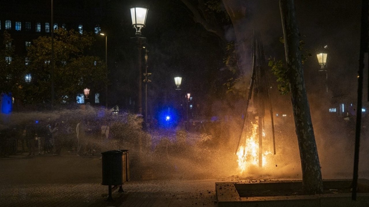 Foto - Eylemler İspanya’ya sıçradı! Mağazalar yağmalandı, çok sayıda gözaltı var 