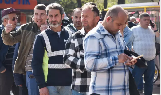 Foto - EYT’liler aman dikkat! Bunu yapmayanın kıdem tazminatı: Duyan maalesef SGK’ya koşacak