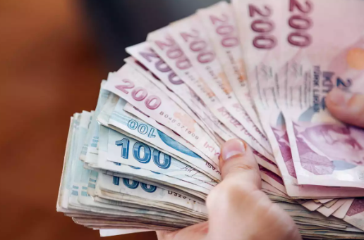 Foto - EYT'liler işe devam ederse bu 3 hakkı elde edecek! Uzman isim gözden kaçan detayı paylaştı