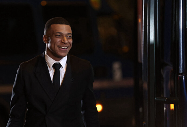 Foto - Eyüpspor'dan Mbappe sürprizi! 