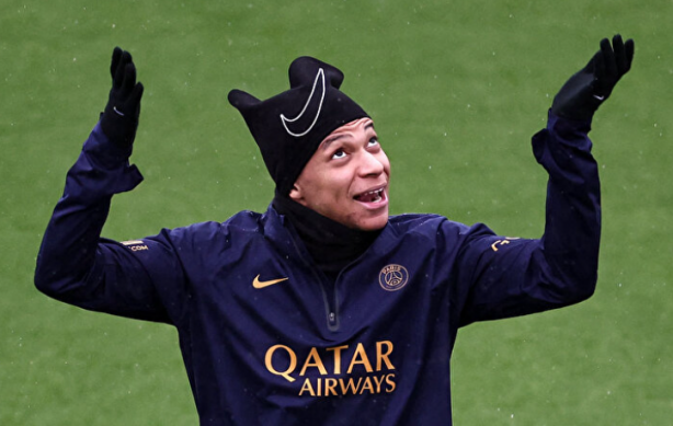 Foto - Eyüpspor'dan Mbappe sürprizi! 