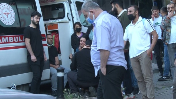 Foto - Eyüpsultan’da kafeteryaya güpegündüz silahlı saldırı: 1 ölü, 2 yaralı