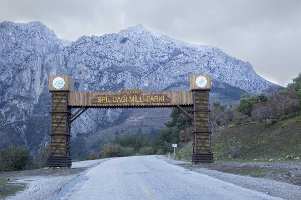Foto - Ezber bozan açıklama: Ahit Sandığı o dağın altında, gizemli yaratık onu koruyor