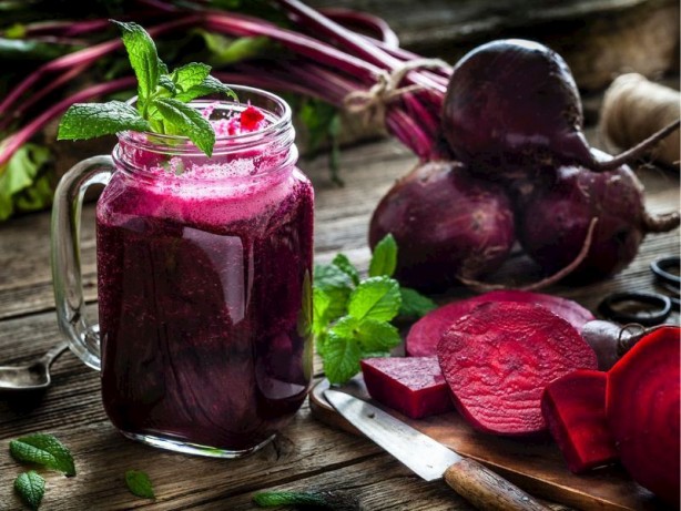 Foto - Ezberleri bozan yöntemi açıklıyoruz! Boyatmaya gerek yok! 1 saat bekletince saçlar eski rengine dönüyor! Saç neden beyazlar? Beyaz saç koparılınca çoğalır mı?