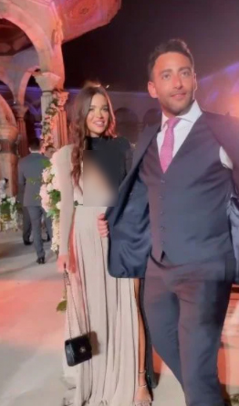 Foto - Ezgi Fındık'ın katıldığı 'camide dekolteli kıyafetle dini nikah' rezilliğine tepki yağdı!