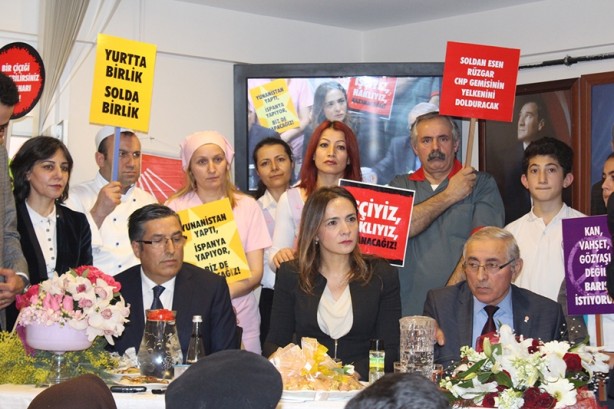 Foto - EZİLEN CHP'LİYE BAK