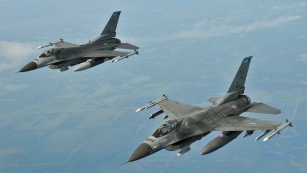 Foto - F-16 savaş uçaklarıyla ilgili ABD'li generalden şok eden itiraf: Bu uçak size fayda sağlamaz, vurulursunuz