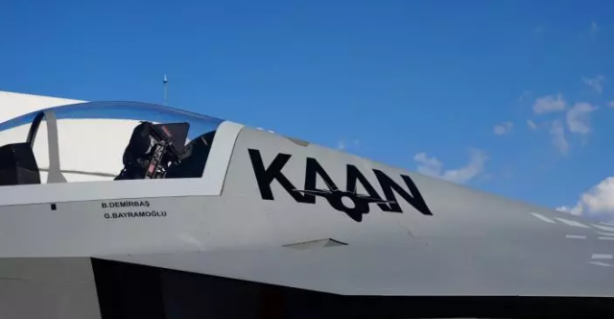 Foto - F-35 ile Milli Muharip Uçak'ı yan yana koyup ABD'ye kötü haberi verdiler