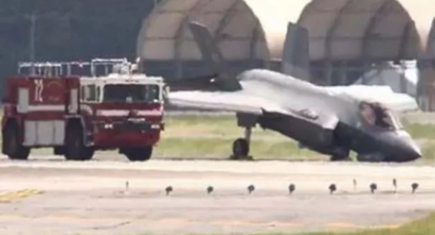 Foto - F-35 savaş uçakları havada zor duruyor! Şüphe giderek artıyor
