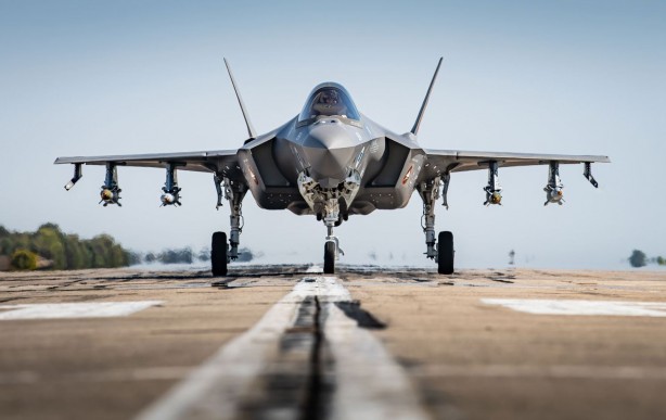 F-35 savaş uçakları için 5 yıl gecikmeli karar! Resmen açıklandı